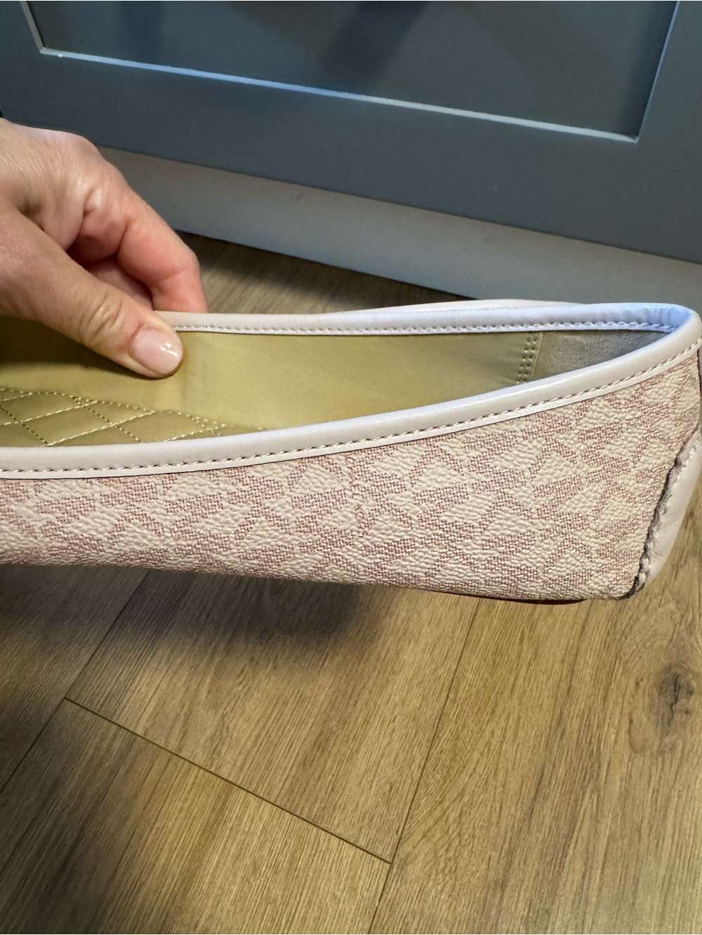 Michael Kors light Pink and Gold MK Logo Quilted Ballet Flats - Picture 7 of 8